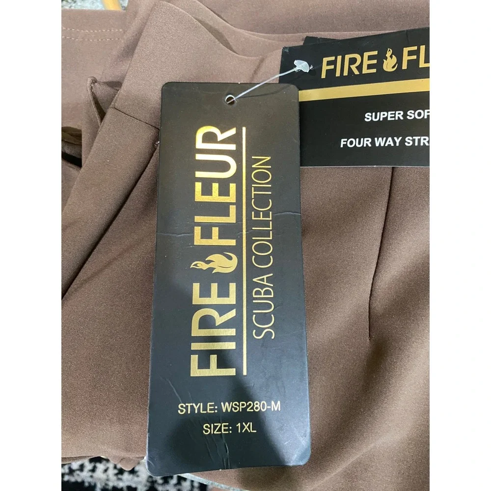 NWT Brown Cargo Sculpting Shorts Women's 1X pull on Shaping Stretch 7